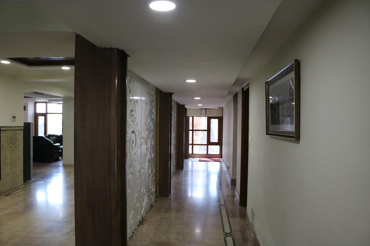 Hotel Residency Srīnagar Zewnętrze zdjęcie